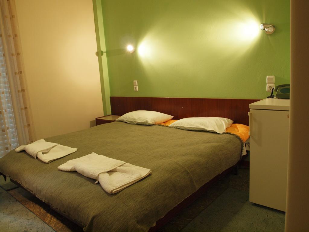 Noufara Hotel Kamena Vourla Esterno foto
