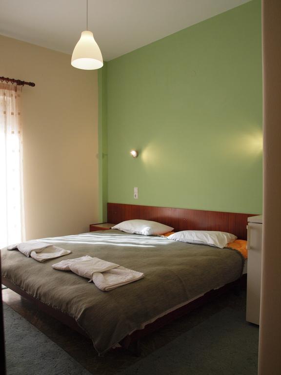 Noufara Hotel Kamena Vourla Esterno foto