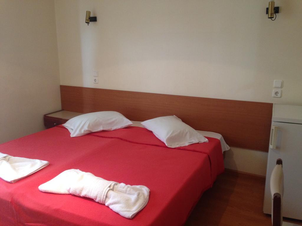 Noufara Hotel Kamena Vourla Esterno foto