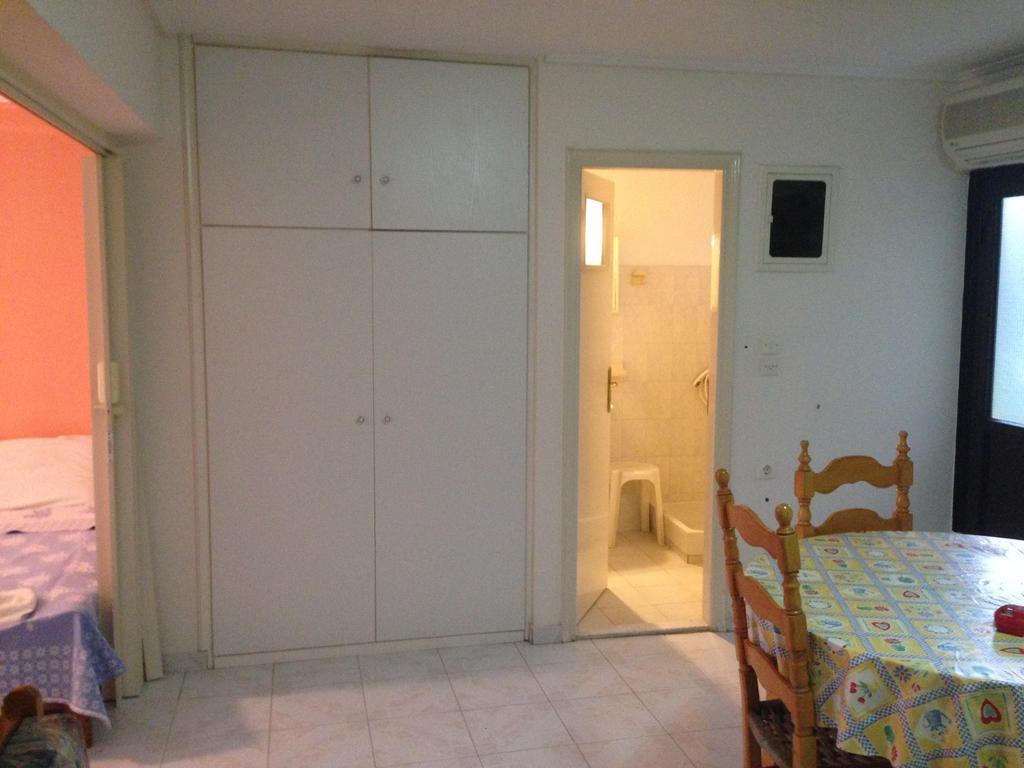 Noufara Hotel Kamena Vourla Camera foto