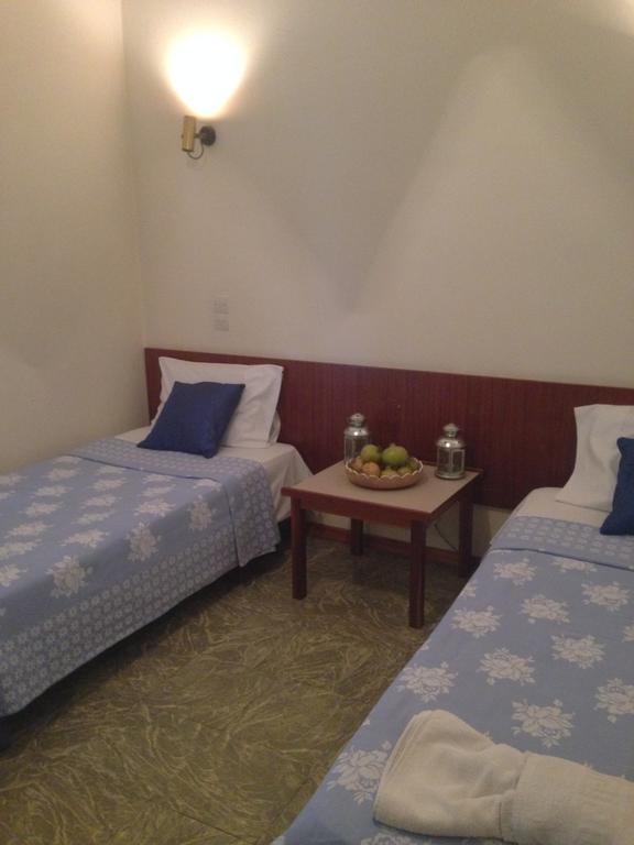 Noufara Hotel Kamena Vourla Camera foto